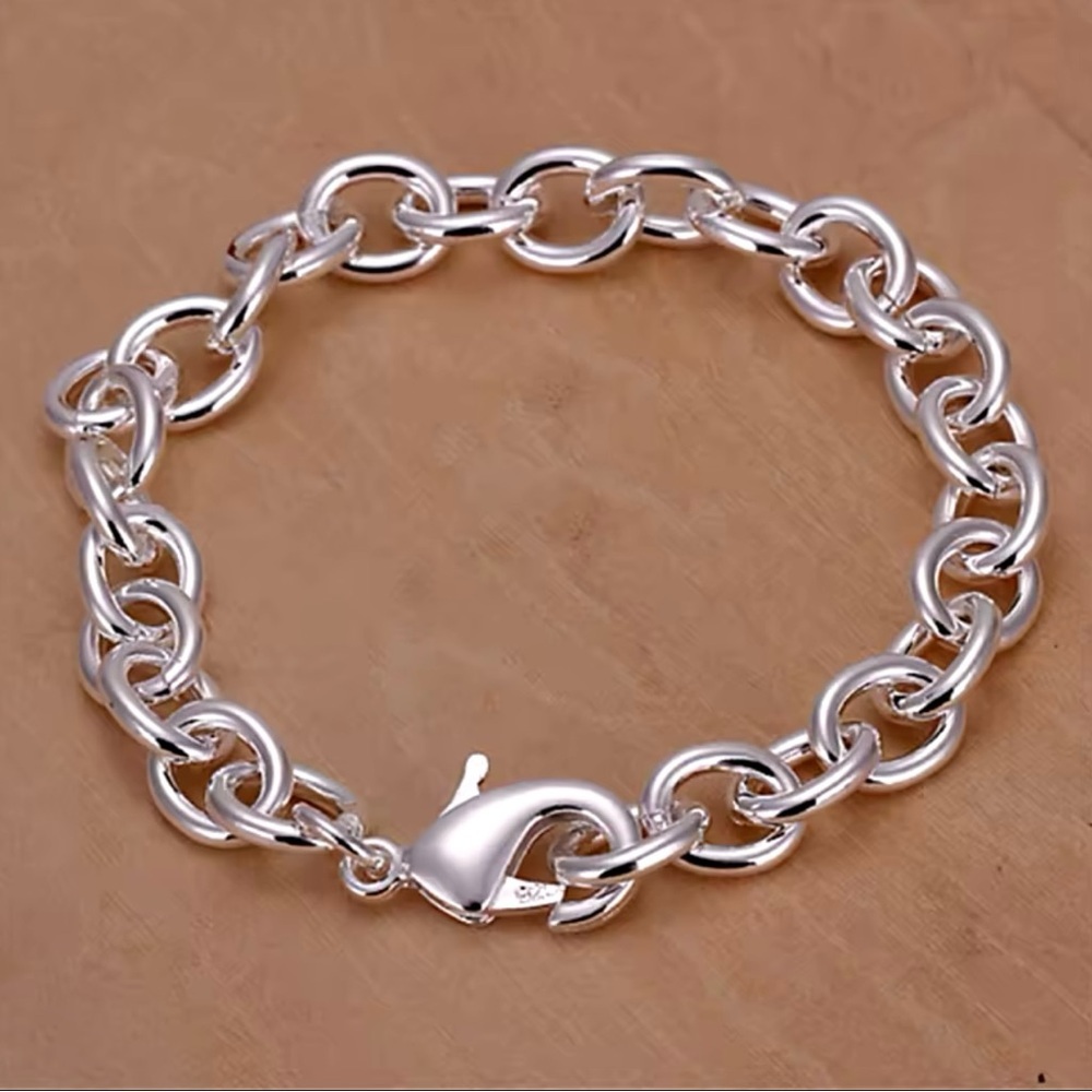 Silver 8-Inch Basic Chain Bracelet For Woman and Men